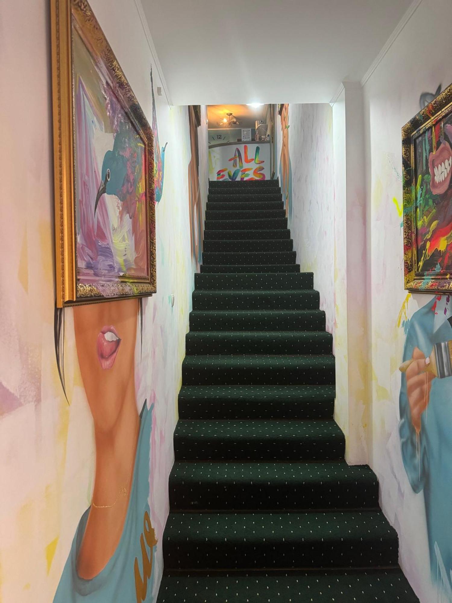 All Eyes Hostel Kamyanets-Podilski Dış mekan fotoğraf